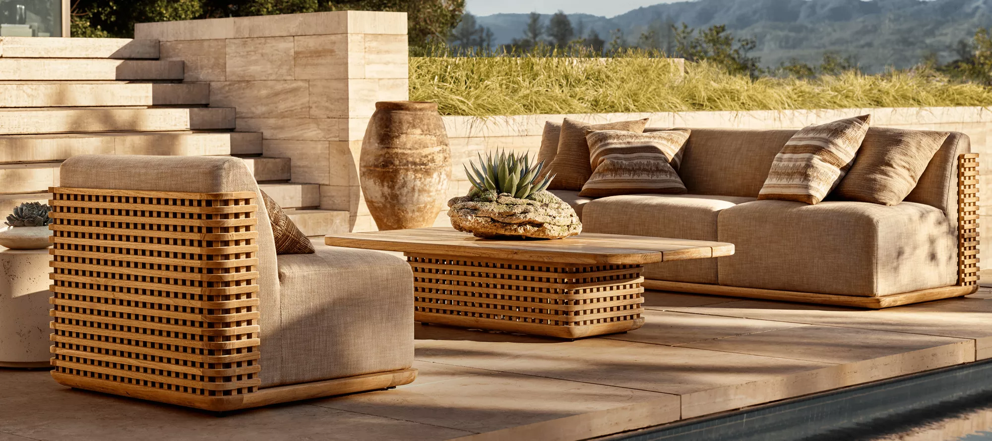 Contract Outdoor Furniture Customization for Hotels Contract Outdoor Furniture Customization for Hotels