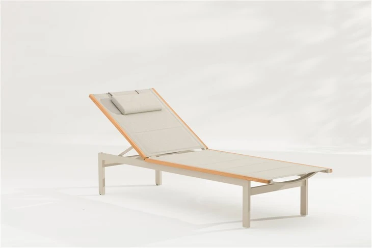 Breeze Outdoor Lounge Chair best